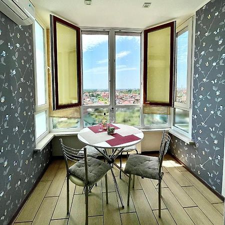 Уютная Квартира С Видом На Море Riviera City Apartament Fontanka Zewnętrze zdjęcie